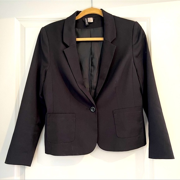 Divided by H&M Single Breasted Tailored Black Boxy Blazer, Size 12 - Picture 4 of 14